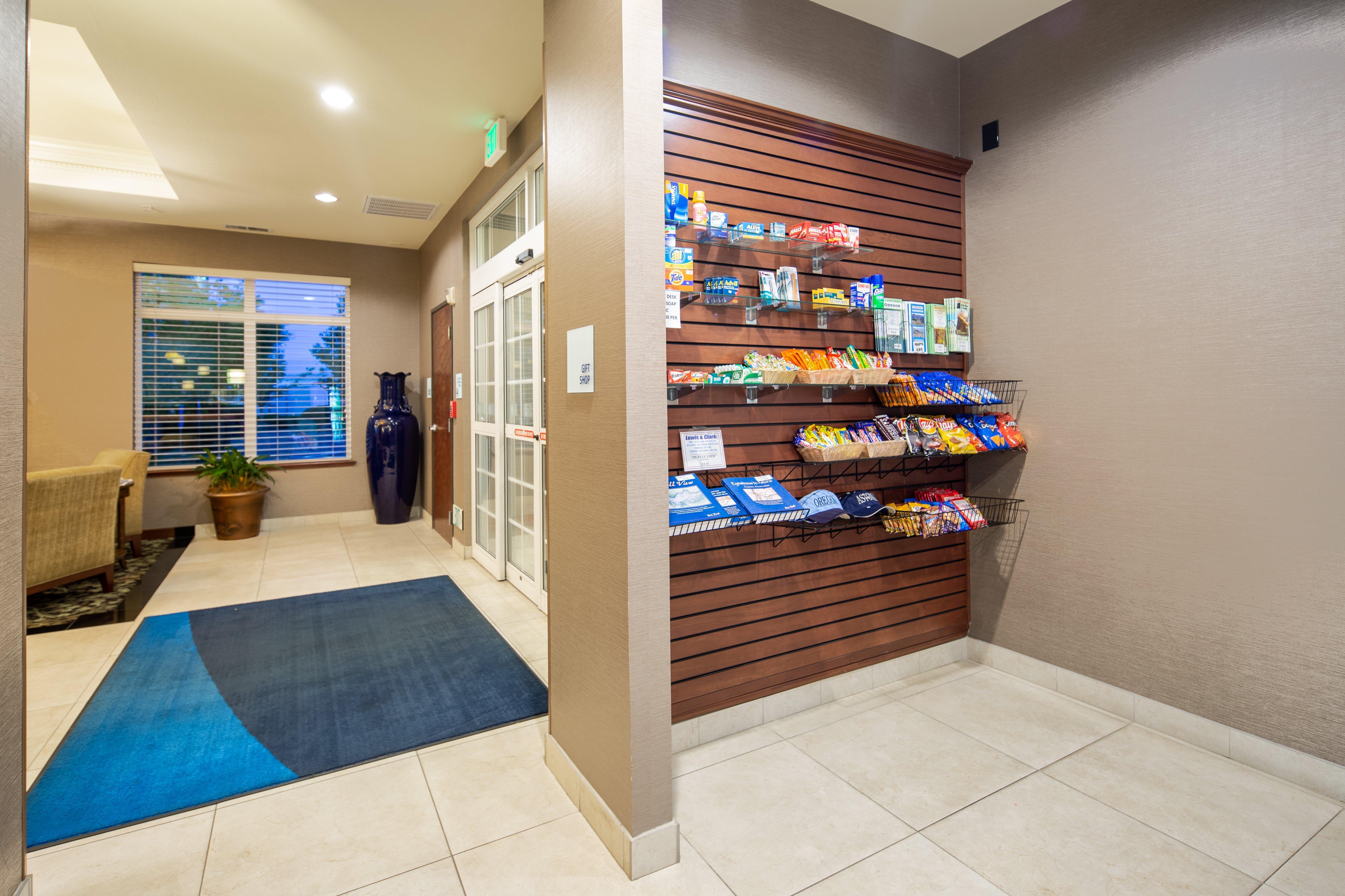 Holiday Inn Express Hotel & Suites Astoria By Ihg Exteriér fotografie