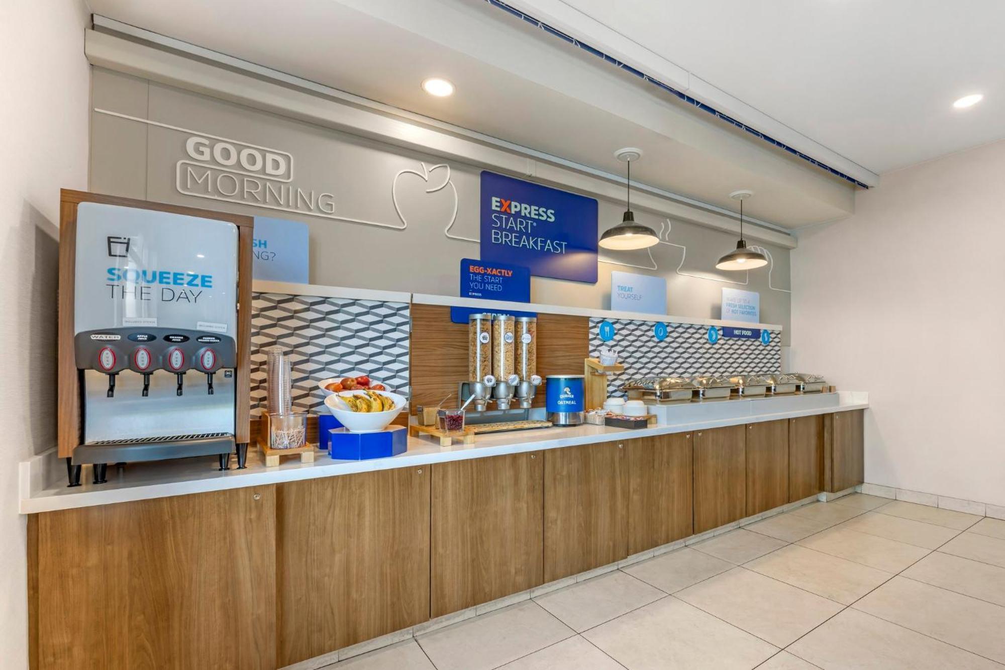 Holiday Inn Express Hotel & Suites Astoria By Ihg Exteriér fotografie