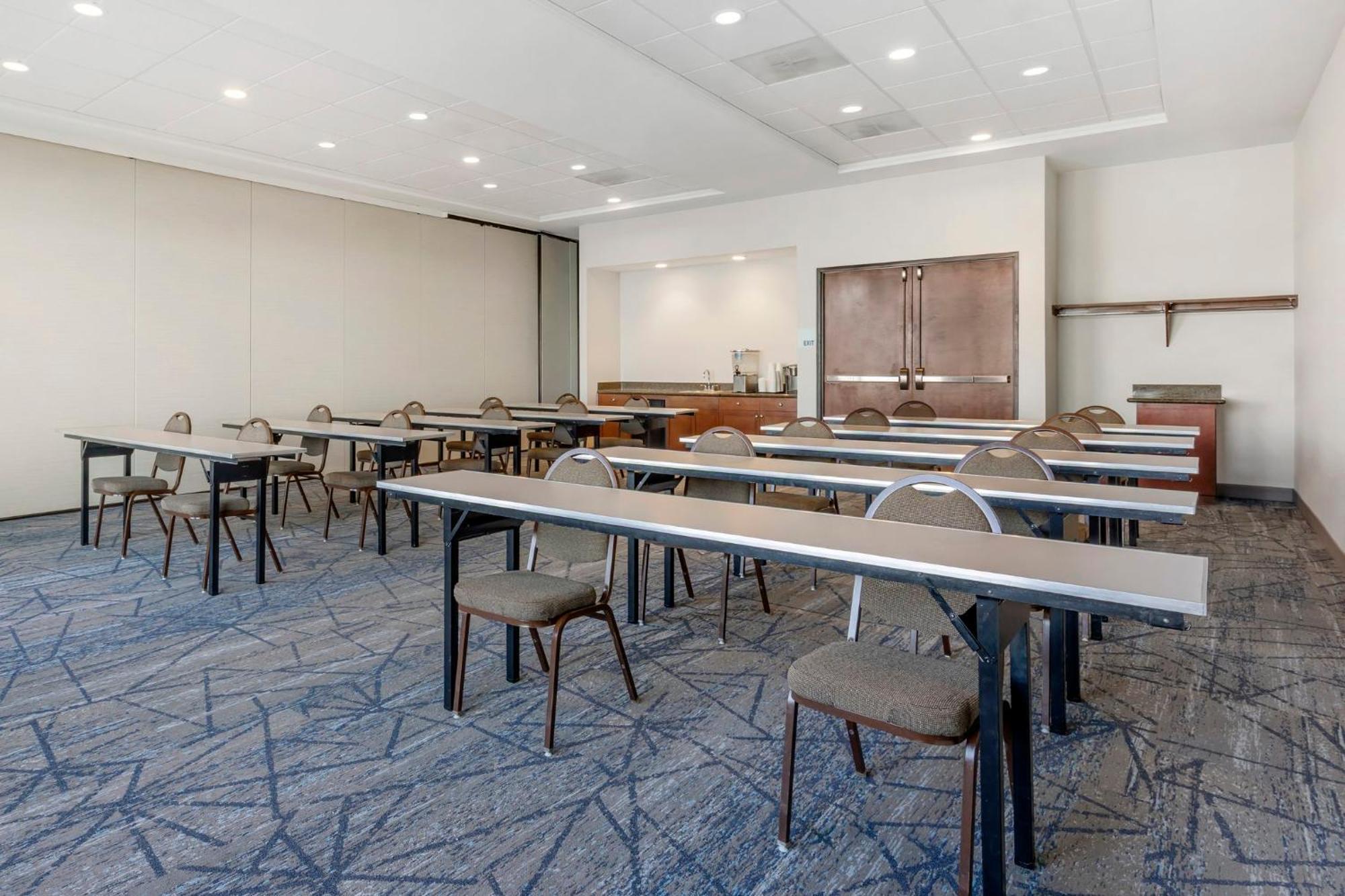 Holiday Inn Express Hotel & Suites Astoria By Ihg Exteriér fotografie