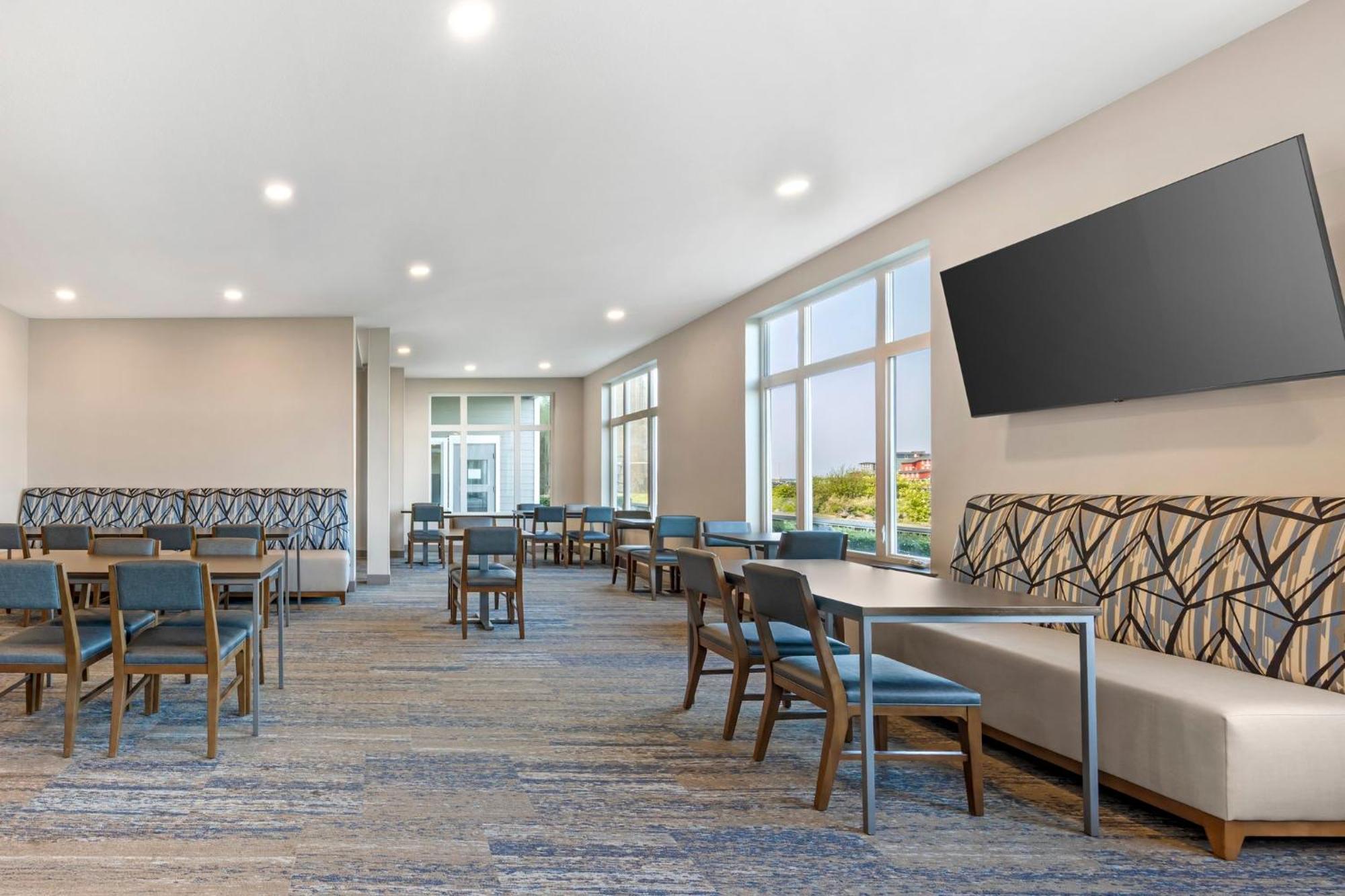 Holiday Inn Express Hotel & Suites Astoria By Ihg Exteriér fotografie