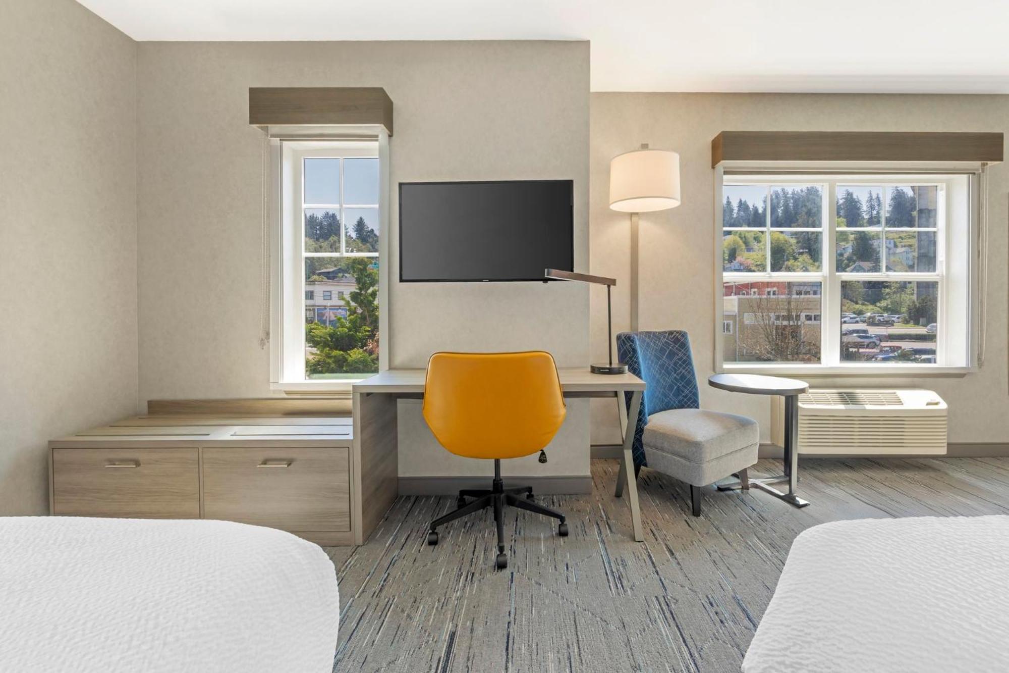 Holiday Inn Express Hotel & Suites Astoria By Ihg Exteriér fotografie