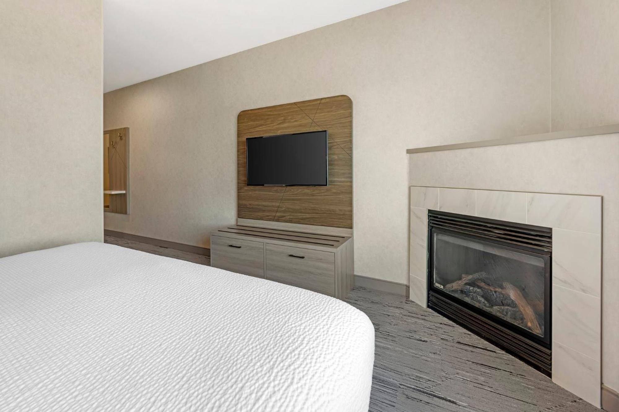 Holiday Inn Express Hotel & Suites Astoria By Ihg Exteriér fotografie